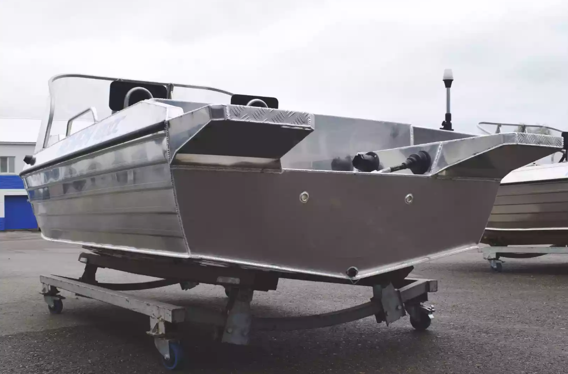 Алюминиевая лодка  Neman-400 DC в Великом Новгороде