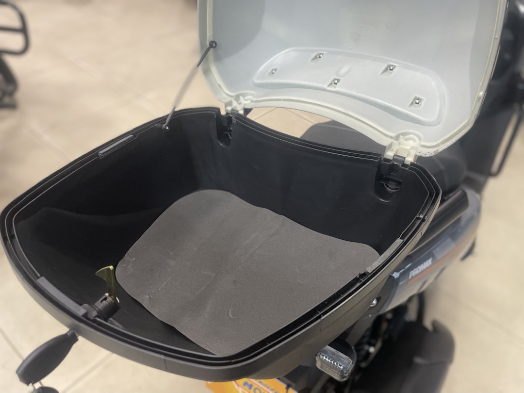 Скутер PROMAX STALKER ARMY 240(49) в Великом Новгороде