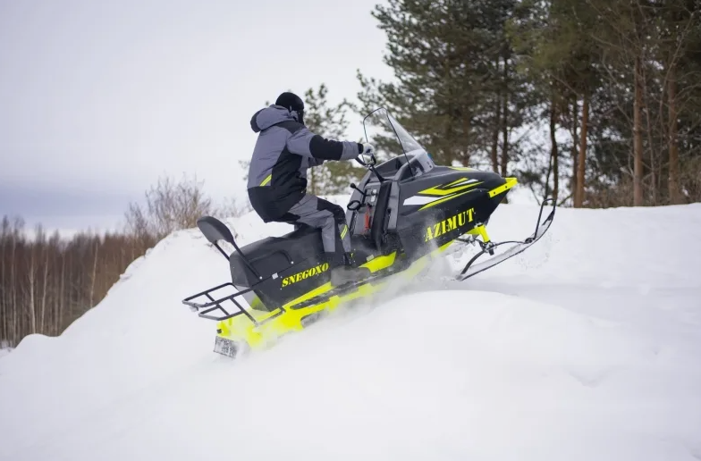 Миниснегоход Бурлак Азимут 20 л.с.  Б/У в Великом Новгороде
