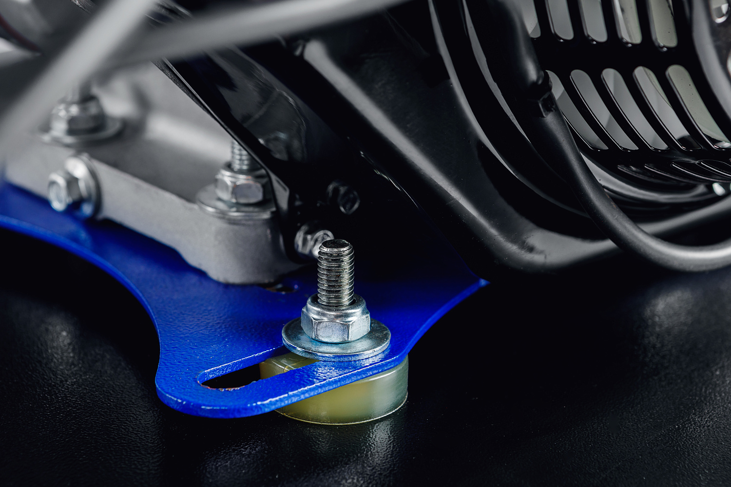 МОТОБУКСИРОВЩИК IKUDZO LONG 2.0 1700/500 EKR20 в Великом Новгороде