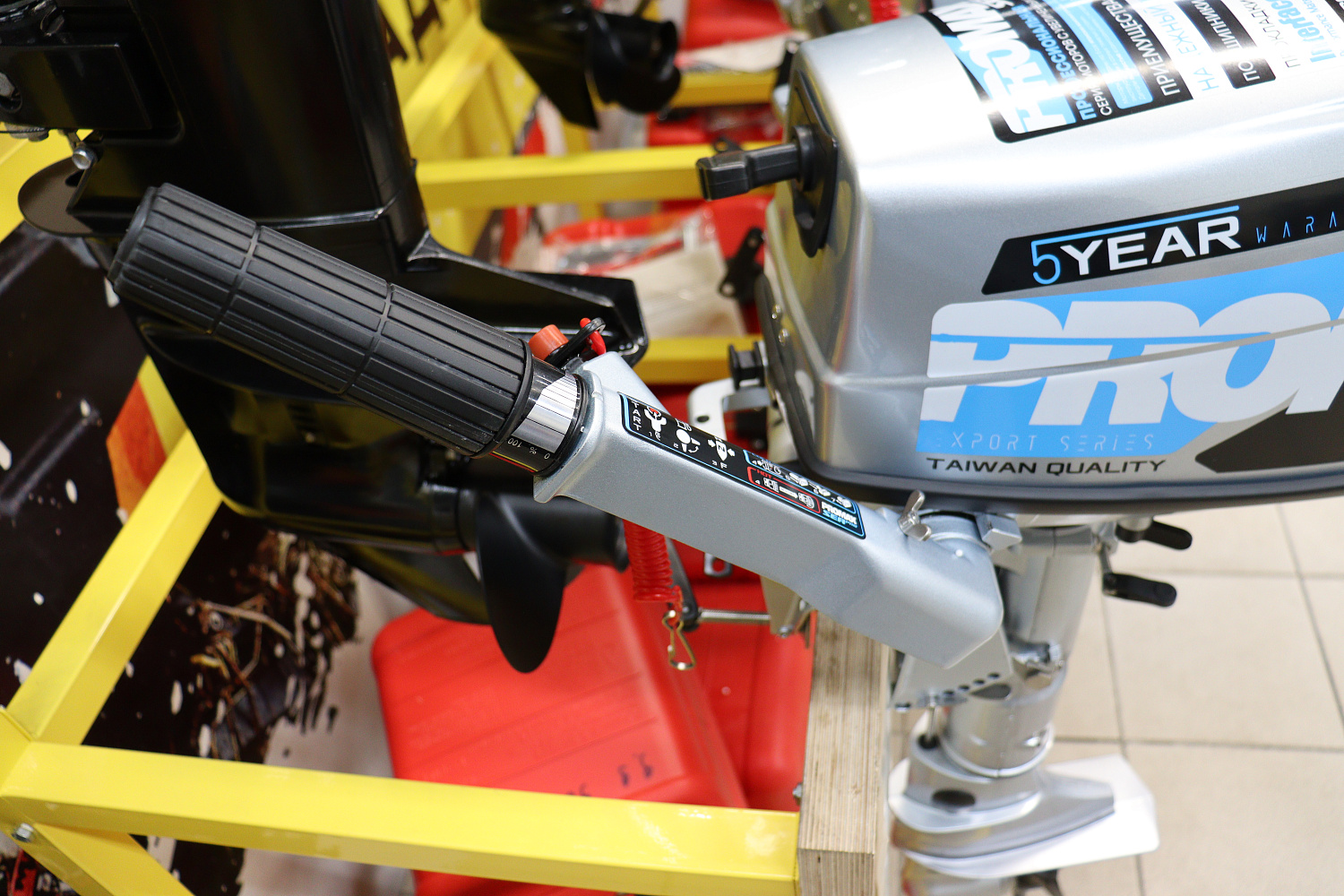 Лодочный мотор PROMAX SP5FHS (внешний бак 12 л) в Великом Новгороде