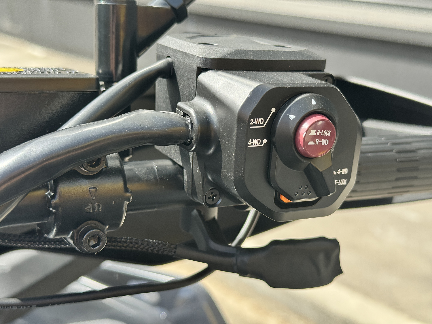 Квадроцикл HND QRX 650 PRO в Великом Новгороде