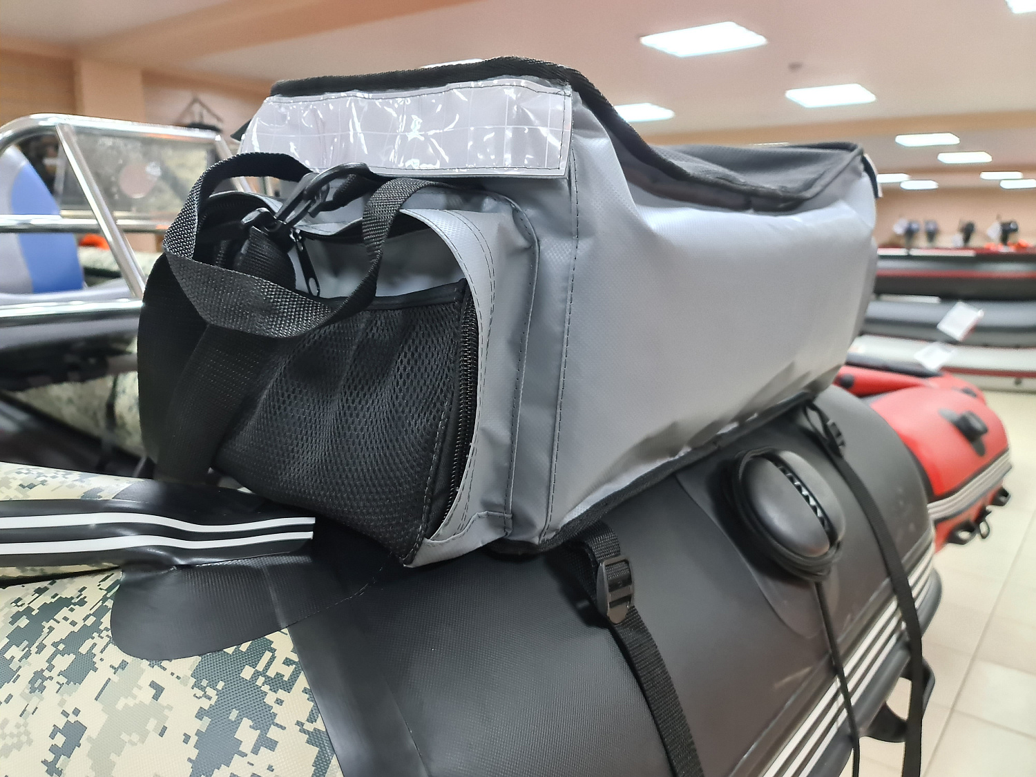 СУМКА ЛЮКС НА БАЛЛОН ДЛЯ ЛОДОК ПВХ 50Х25Х25 СМ в Великом Новгороде