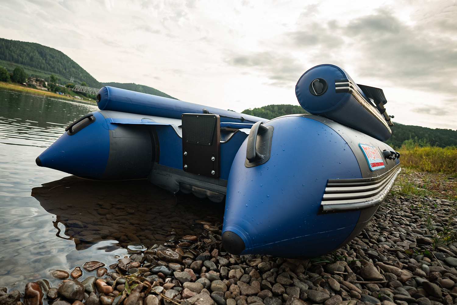 Лодка MISHIMO RIVER FJET PRO 400 под водомет в Великом Новгороде