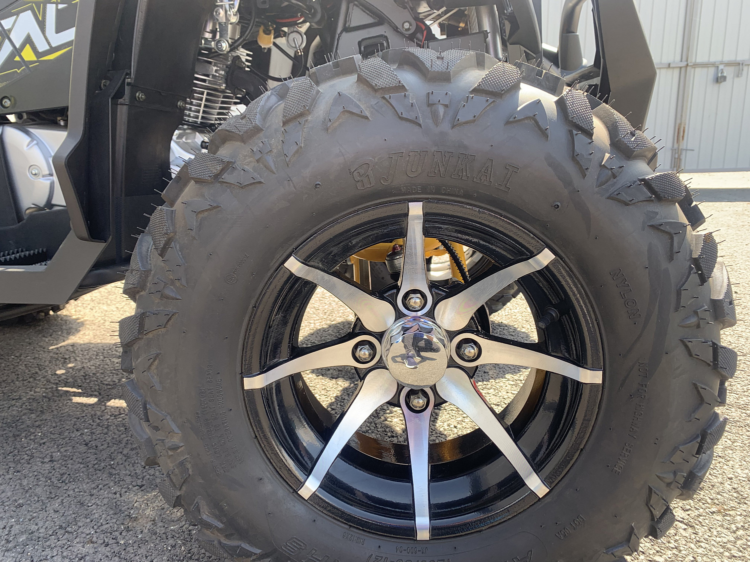 Квадроцикл PROMAX TAURUS 300 MAX-PRO в Великом Новгороде