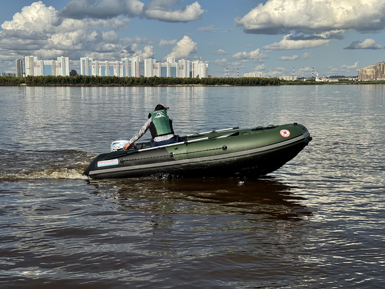 Лодка MISHIMO BIG FLOOR 400 в Великом Новгороде