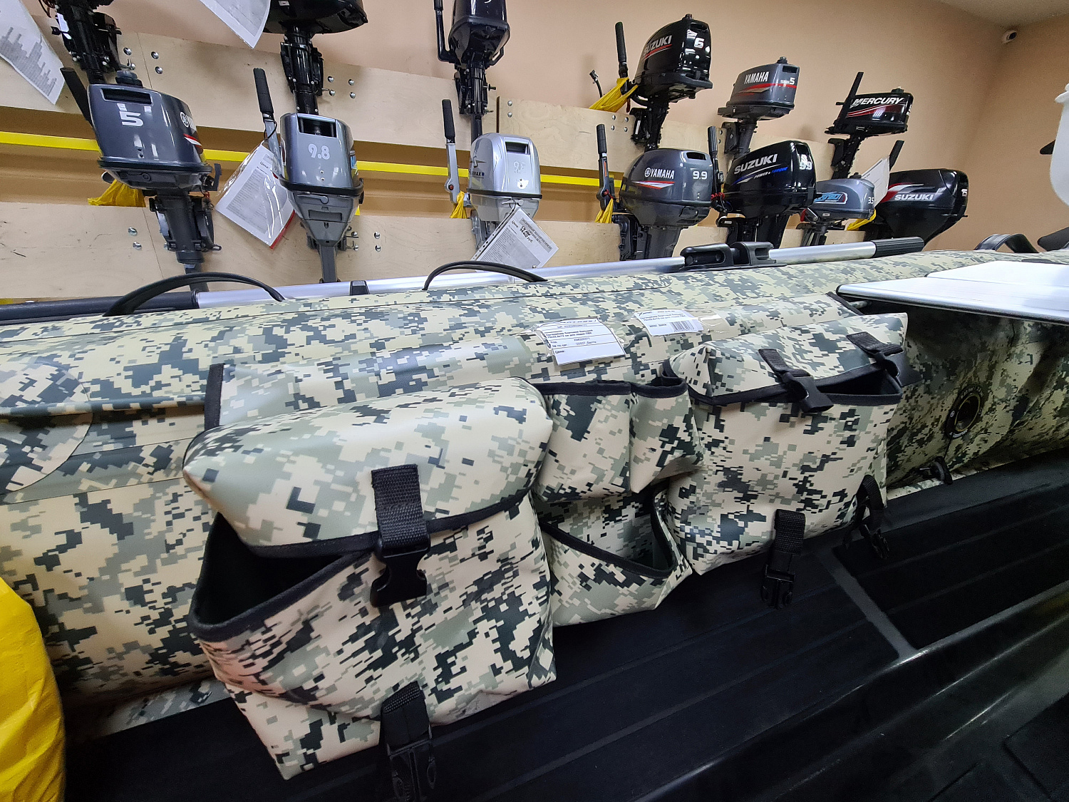 ОРГАНАЙЗЕР БОРТОВОЙ БОЛЬШОЙ ДЛЯ ЛОДОК ПВХ 70Х22,5Х12 СМ в Великом Новгороде