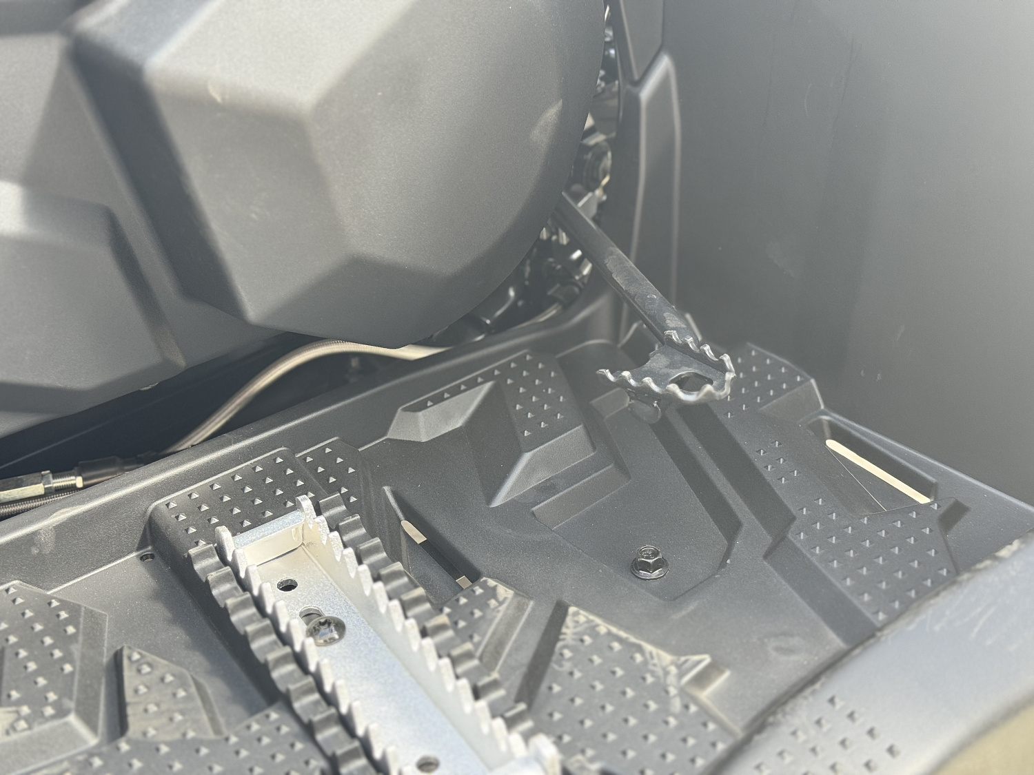 Квадроцикл HND QRX 650 PRO в Великом Новгороде