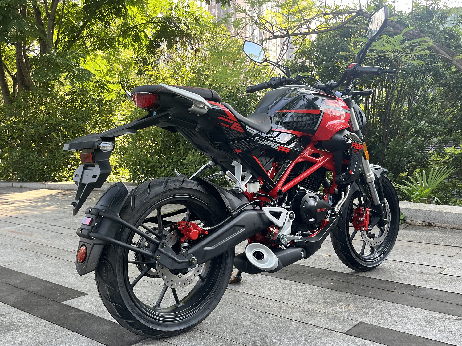 Мотоцикл PROMAX CB300 в Великом Новгороде