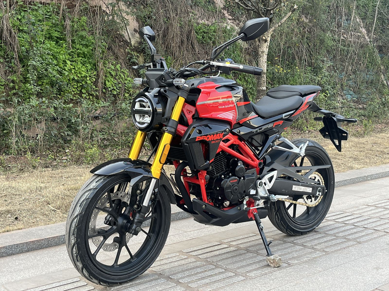 Мотоцикл PROMAX CB300 в Великом Новгороде