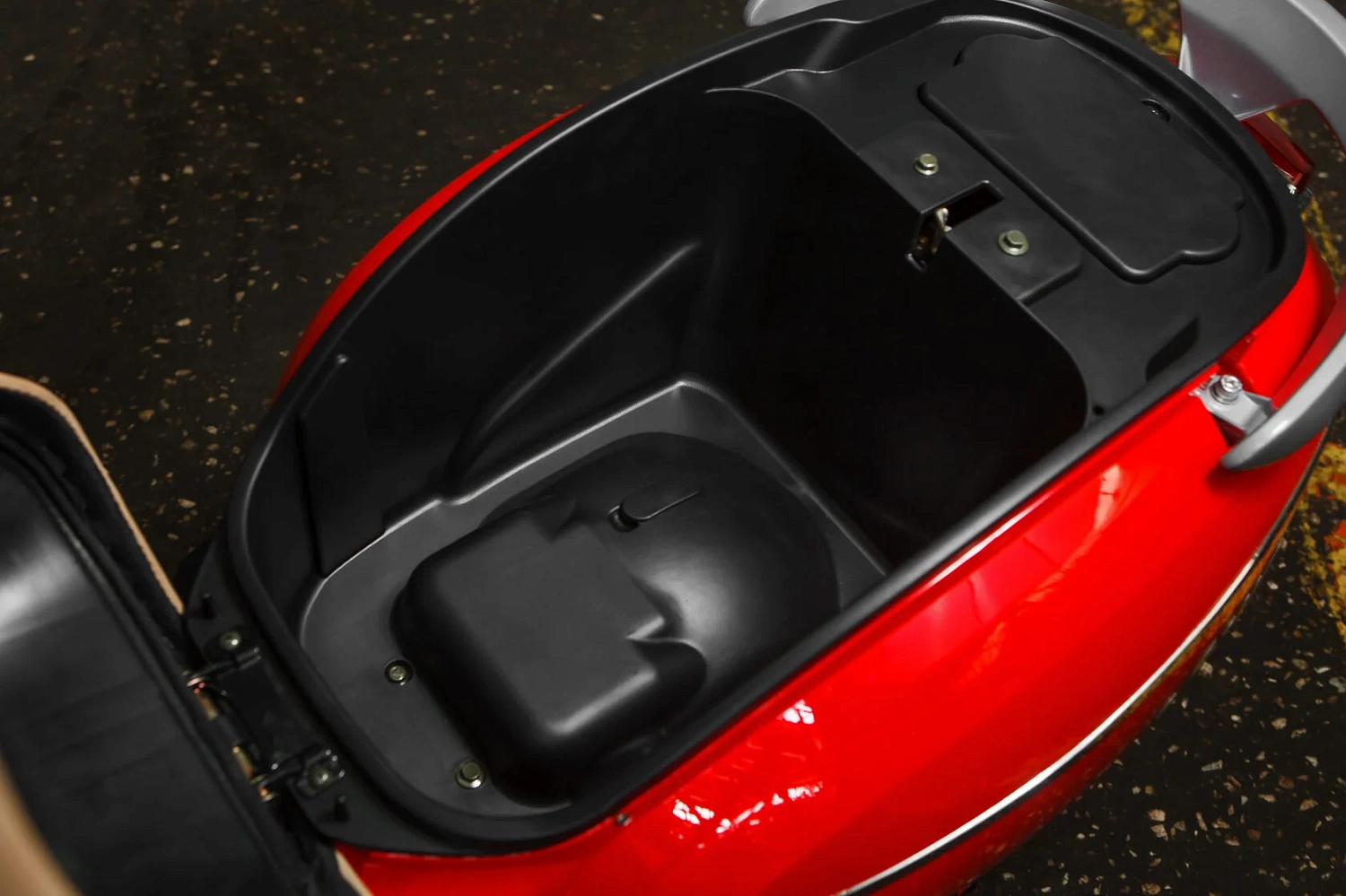 Скутер MINSK Vesna 50 M1NSK в Великом Новгороде