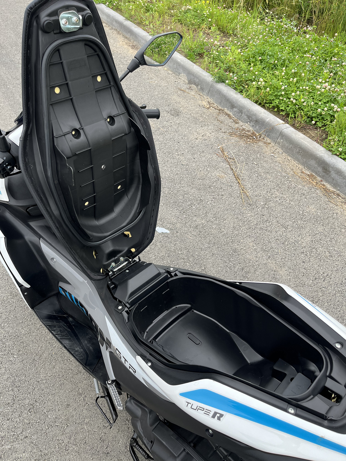 Скутер PROMAX TURAN 250 (49) в Великом Новгороде