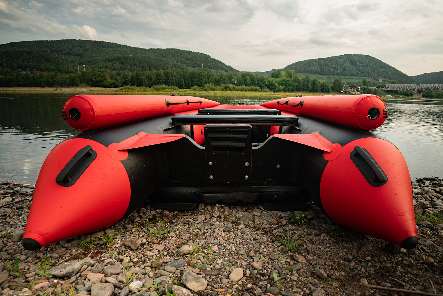 Лодка MISHIMO RIVER FJET PRO 400 под водомет в Великом Новгороде