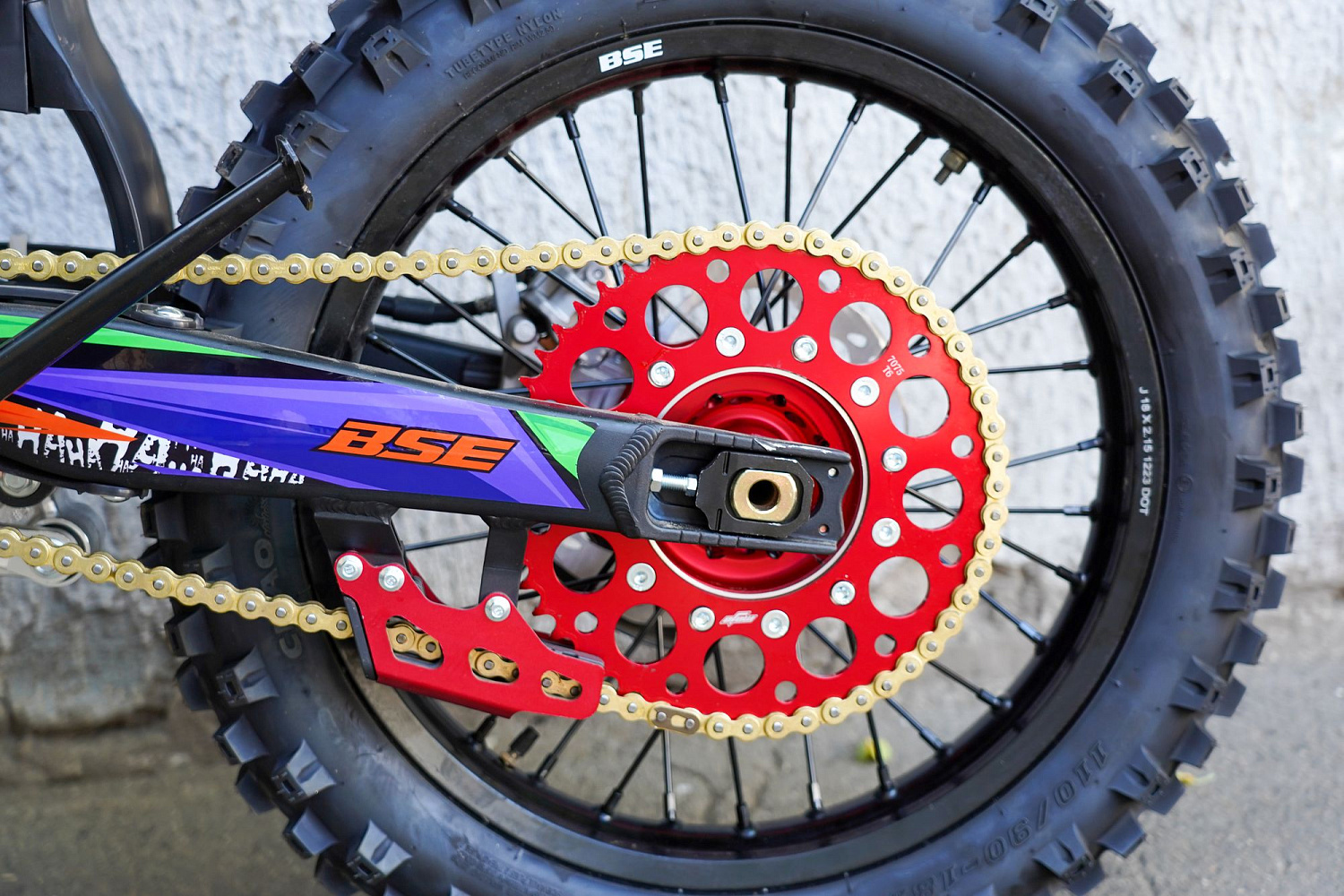 Эндуро / кроссовый мотоцикл BSE T7 Joker (ZS174-5А) Sport в Великом Новгороде