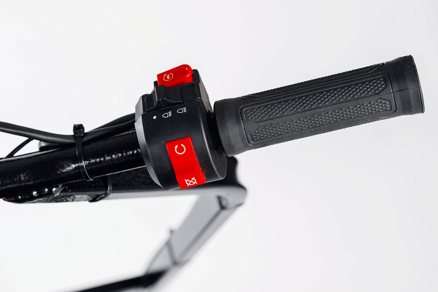 МОТОБУКСИРОВЩИК IKUDZO LONG 2.0 1700/500 EKR20 в Великом Новгороде