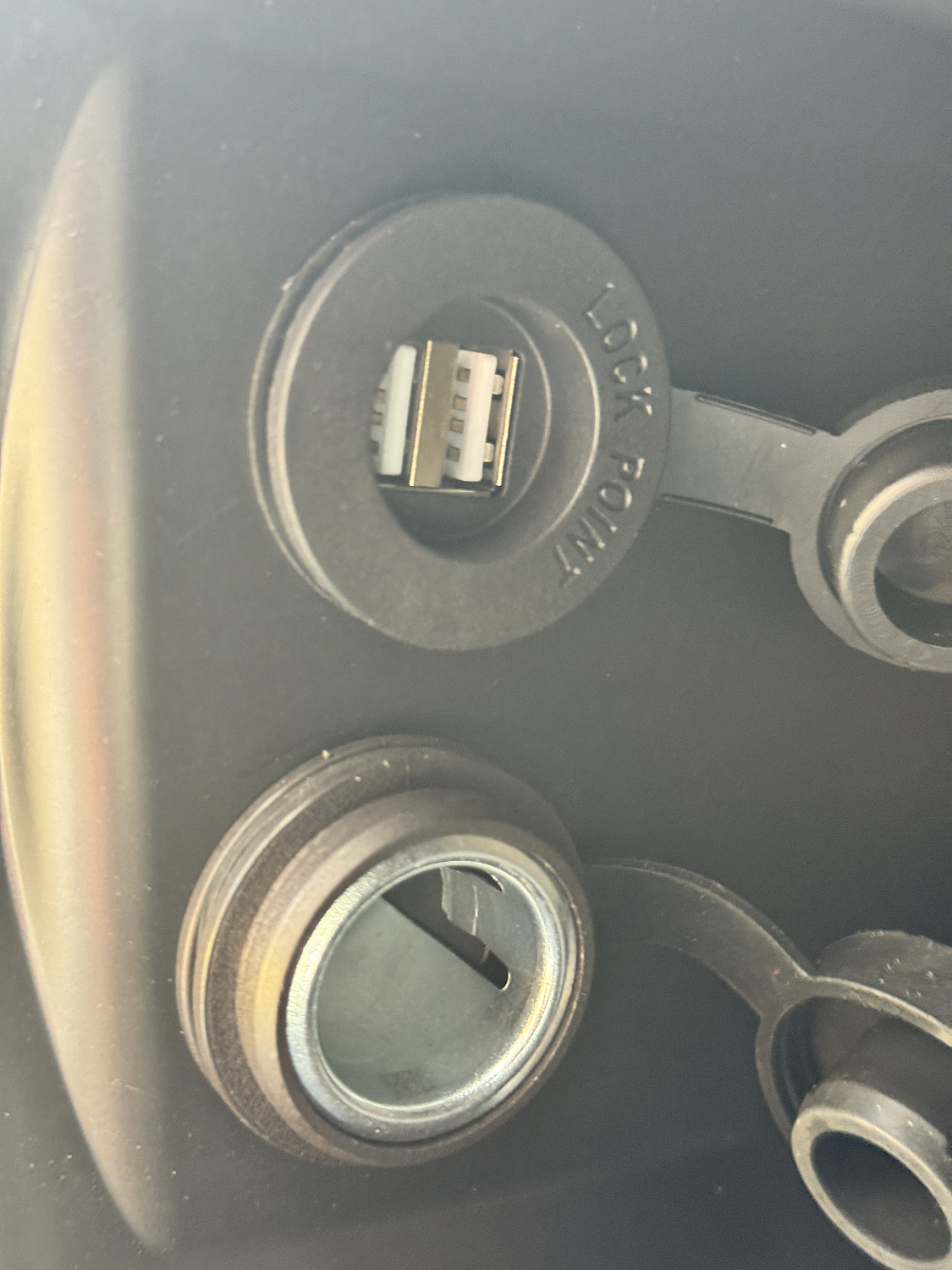 Квадроцикл HND QRX 650 PRO в Великом Новгороде