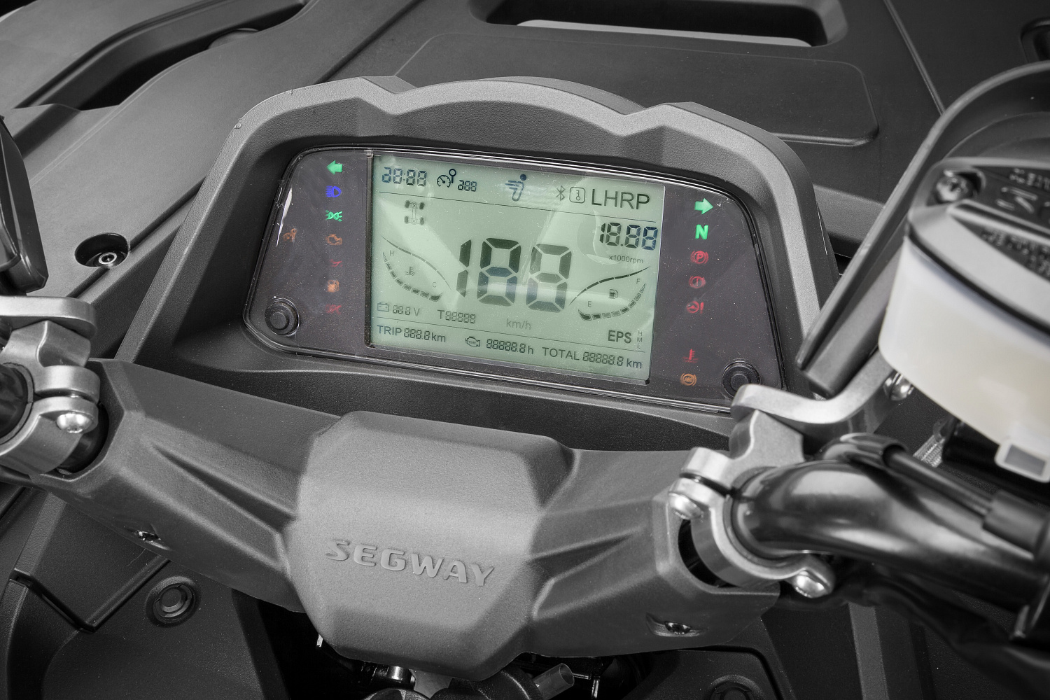  Квадроцикл Segway SNARLER AT6 LE в Великом Новгороде