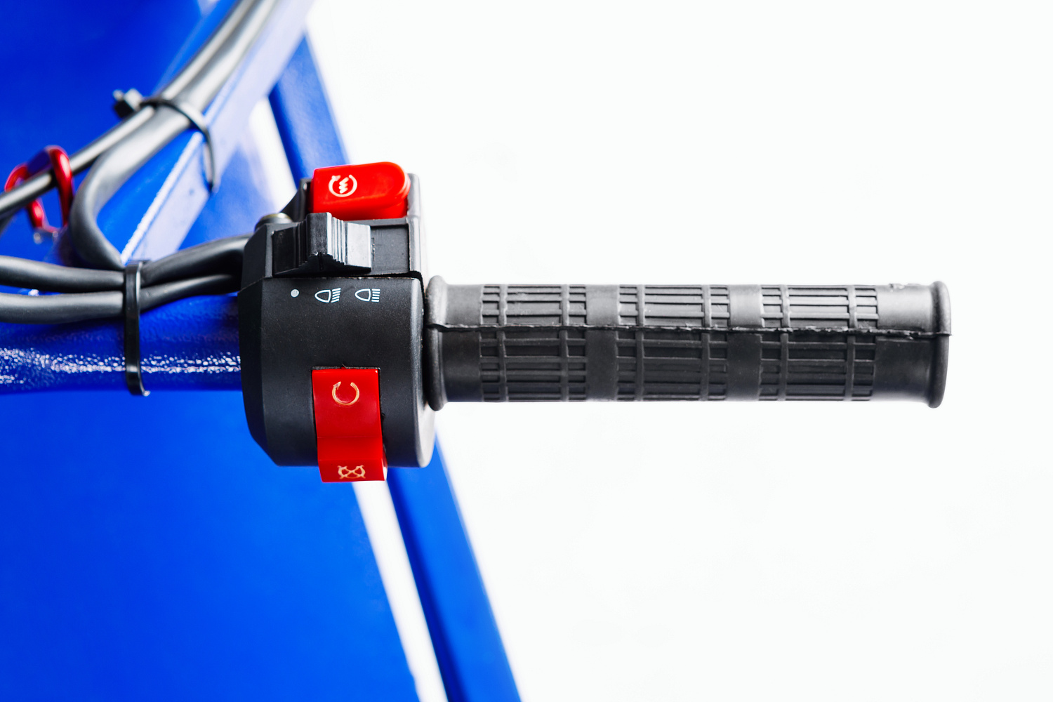 МОТОБУКСИРОВЩИК SNOW DOG 15 л.с. в Великом Новгороде