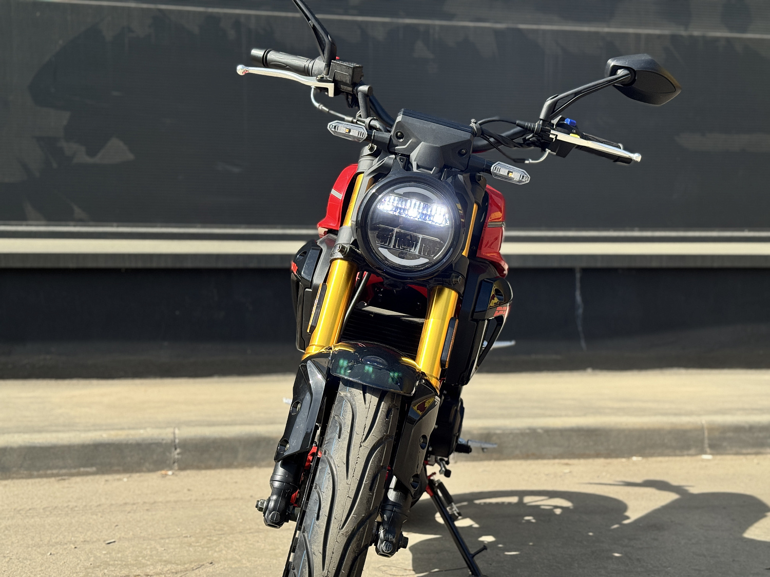 Мотоцикл PROMAX CB300 в Великом Новгороде