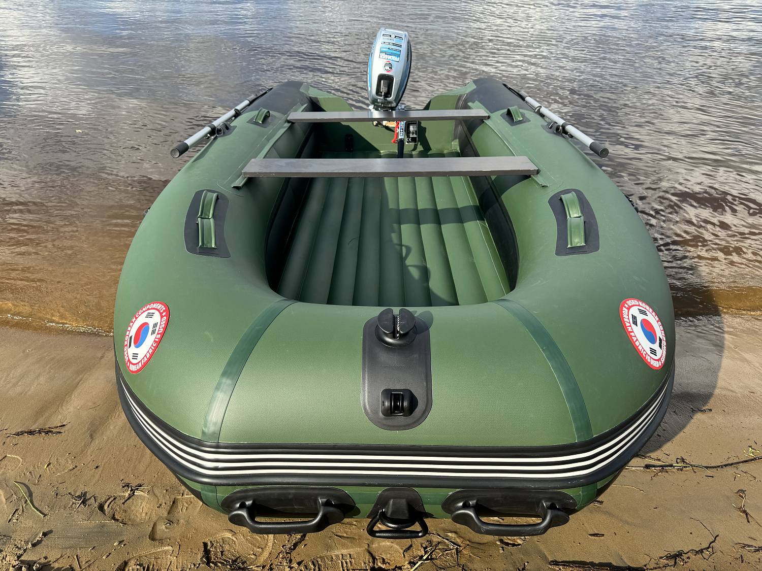 Лодка MISHIMO BIG FLOOR 400 в Великом Новгороде